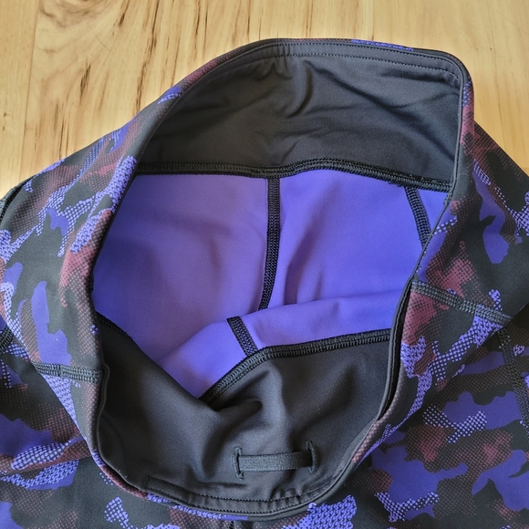 NWOT Lululemon Pace Rival Crop - Picture 5 of 8